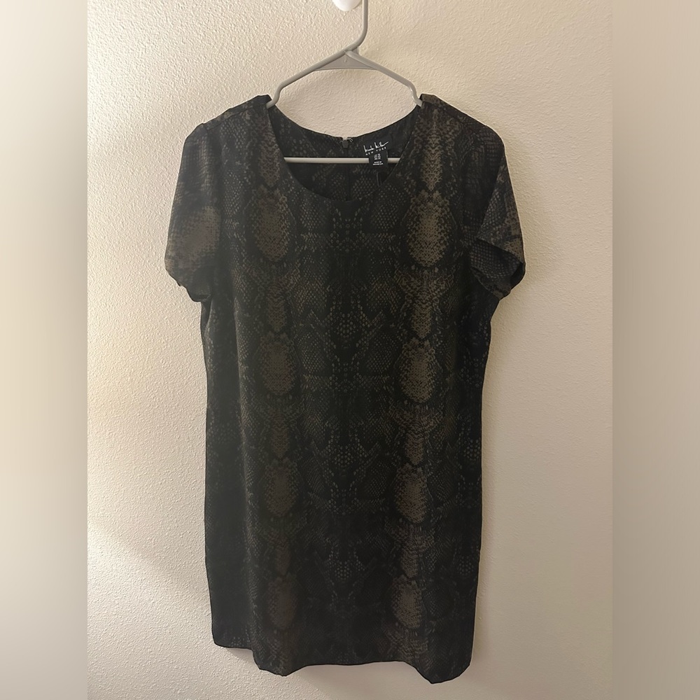 NWT-Nicole Miller New York Python Print Sheath Shift Dress(10) brown and black